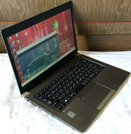 Windows11 Pro Core i5 SSD ブルートゥース搭載 東芝モバイルノートパソコン BlueLEDマウスプレゼント中 (13.3型 i5-4300U Office)