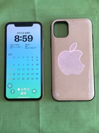 値下げ❣️ iPhone １１ イエロー　６４GB