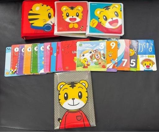 【値下げ中1枚100円以下】しまじろう\u0026しまじろうEnglish DVD 39ヶ月分　ケース付き＋色々