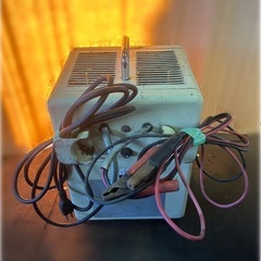 バンザイ 多連結 バッテリー充電器 EM－20UD