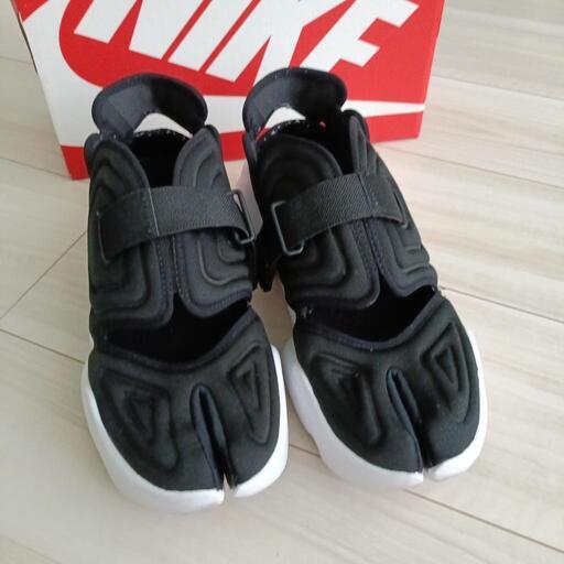 NIKE エアリフト黒