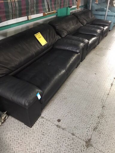 カリモク　ソファーセット　2人用　1人用　ソファセット　レザー　おしゃれ　高級感　ゆったり　クリーニング　ジャングルジャングル貝塚店　貝塚市　二色浜