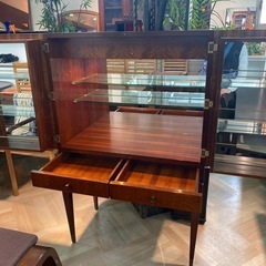 ドマーニ　カリモク　ミニバー　ディスプレイ棚　ライト付き