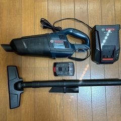 定価35000円　Bosch 掃除機