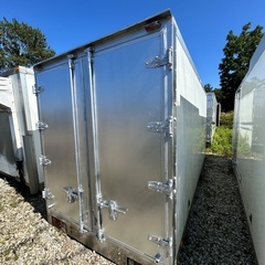 Y10. 【格安】 1トン冷蔵冷凍コンテナ 幅165cm長さ290cm高さ