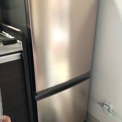 ⭕️1.5人暮らしに大活躍！SHARP つけかえどっちもドア採用 冷凍冷蔵庫