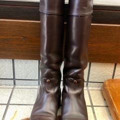 ヴィトン ロングブーツ 可愛いフラワー♡ 元値30万円以上 サイズ35 1/2