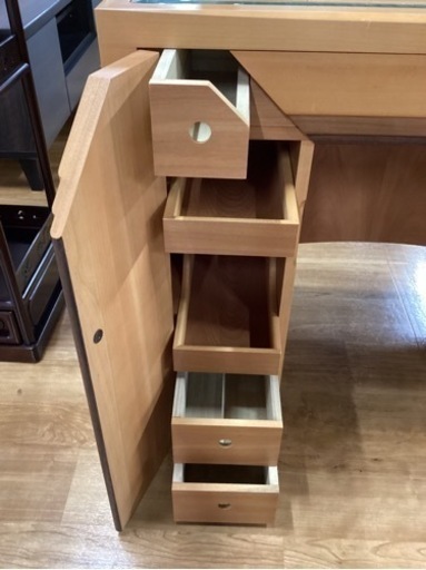 ドレッサー（椅子付き）【町田市再生家具】241564 ドレッサー - ドレッサー