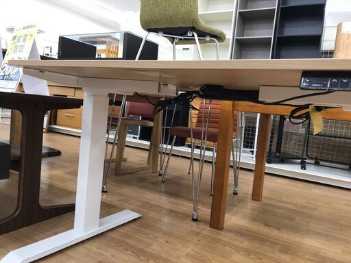 ★ジモティ割あり★ 山善 電動昇降デスク ライトブラウン、ホワイト H７１～１７７×W120×D50 クリーニング済み KJ6215 ☆ジモティ割あり☆ 山善 電動昇降デスク ライトブラウン、ホワイト