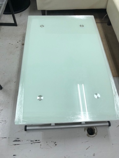 Happy Smile-運気UP店 ニトリ昇降式ガラステーブル（ホワイト） ⭐️ニトリ昇降式ガラステーブル⭐️ Happy Smile-運気UP店 ニトリ昇降