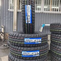 美品！！今年の冬は大雪予報❗️265 70 16 スタッドレス&ホイール4本セット