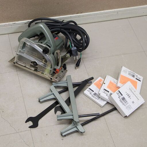 マキタmakita 小型ミゾキリ 3004A 溝キリ 溝切り 木工 電気 電動 工具 道具 (D6059hxY)