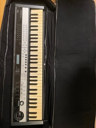 鍵盤楽器、ピアノ KORG microstation