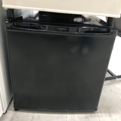 安心の6ヶ月保証付き！simplus1ドア冷蔵庫2019年製46L【トレファク堺福田店】