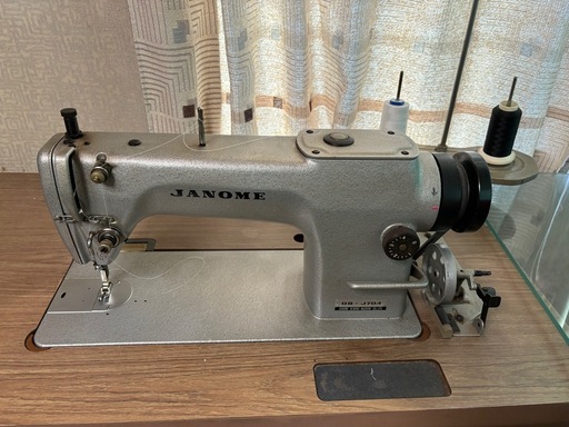 ジャノメ工業用ミシン テーブル付き\n