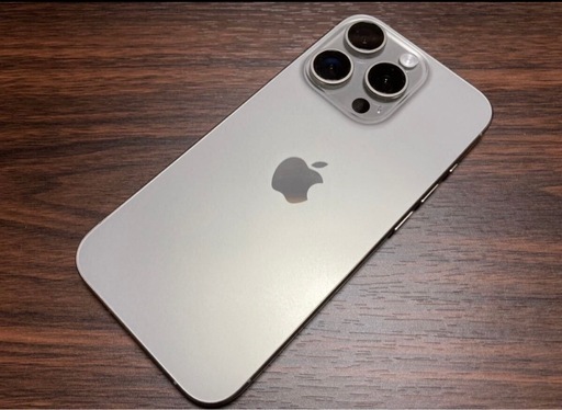 【極美品】iPhone 15 Pro 128GB ナチュラルチタニウム SIMフリー