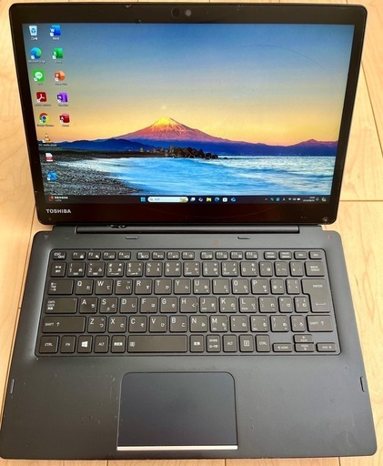 ダイナブック D83/M Corei5 第8世代 8GBメモリー SSD