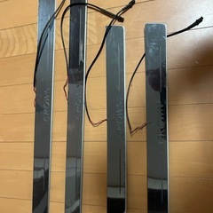 クラウン 流れるスカッフプレート 