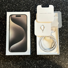 【取引中購入不可】iPhone15Pro 256GB ナチュラルチタニウム　SIMフリー