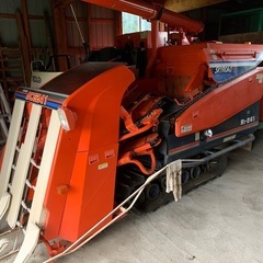 R1-241▲コンバイン！クボタ！420×42×84！クローラー 2年前交換済み！エンジン D1105！山形県最上町から！グレンタンク！値下げ交渉！3条 R1-241△コンバイン！クボタ！420×42×84！クローラー 2年前交換済み！
