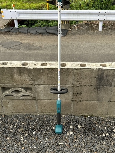 マキタ18v電動刈り払い機