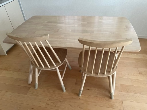 美品‼️食卓テーブルと椅子