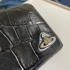 ヴィヴィアン本革長財布ネイビー