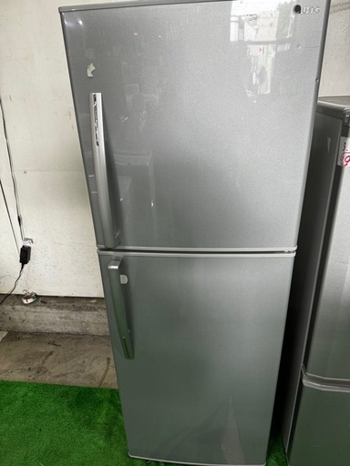 ご来店時、ガンお値引き‼️UN-G(ユーイング) 2016年製228 L　2 ドア冷蔵庫