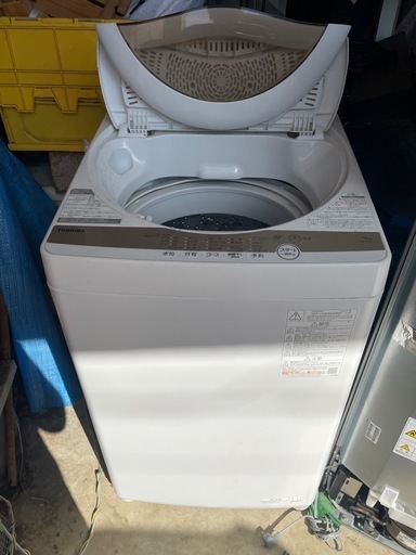 TOSHIBA 洗濯機　2022年製
