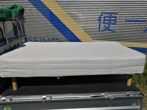 【配達無料】【良品計画製】脚つきマットレス　シングルサイズ