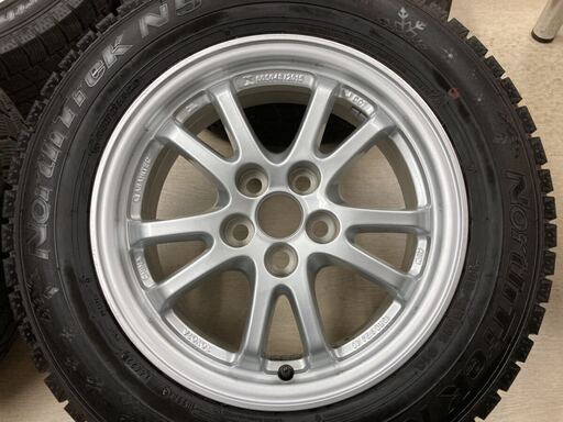 スタッドレス早期割!!2022年製造スタッドレスタイヤ付 50プリウス純正 