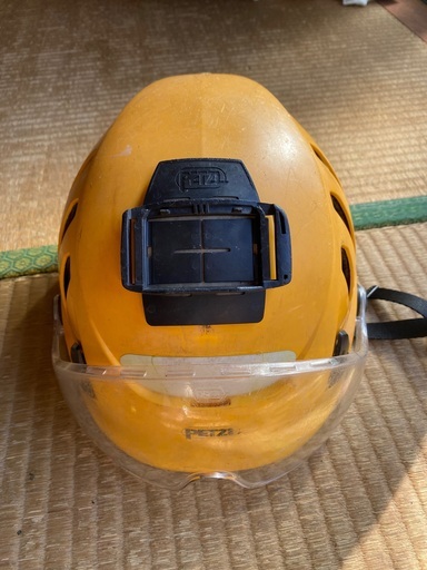 作業　ヘルメット　PETZL