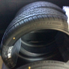 新品　未使用　タイヤ　21インチ　4本セット　245\\40R21  2024年製　千葉県柏市　引き取り限定