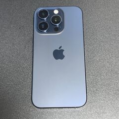 【美品】iPhone 15 pro 256gb ブルーチタニウム...