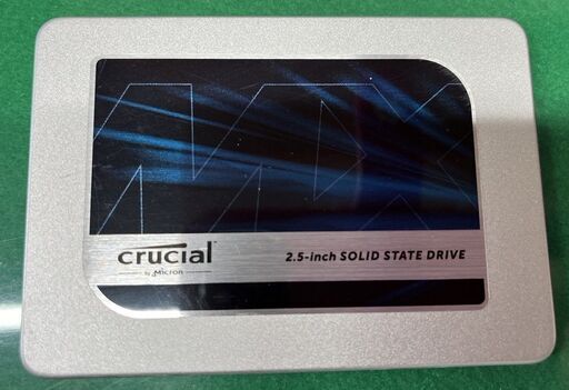 Crucial 2.5インチ SSD MX300 525GB