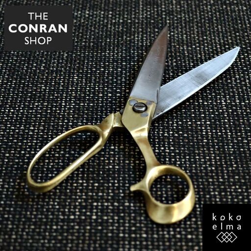 THE CONRAN SHOP(コンランショップ)取扱われていた真鍮製のシザーズです。真鍮と鉄の組み合わせがアンティークのような味わい深い風合いです。シンプルで素朴な雰囲気の裁ちばさみ♪