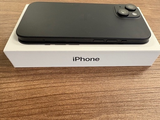 iPhone 15 ブラック 128 GB SIMフリー iPhone 15 125GB スペース