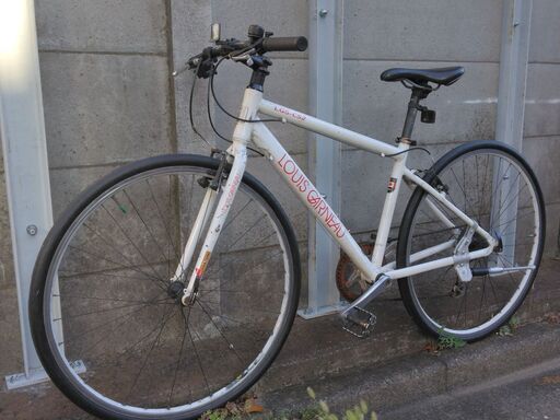 ルイガノ　クロスバイクです。　前後タイヤ新品交換済みです。