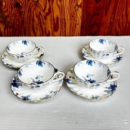 s0920610 NIKKO ニッコー FINE BONE CHINA カップ\u0026ソーサー 4点セット カフェ コーヒーカップ ケーキセット 陶器 皿 カップ 中古品