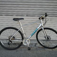 クロスバイクGIANT19日までに購入された方は手元に2万で