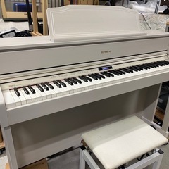 お薦め品‼️木製鍵盤‼️美品‼️BlueToothオーディオ搭載‼️ローランド電子ピアノ HP605-GP 2017年