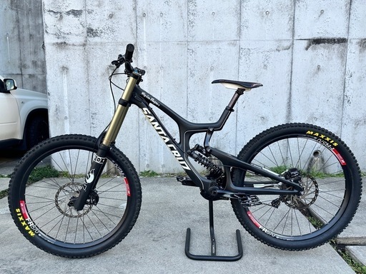 Santa Cruz V10 6 ダウンヒルバイク カーボン SIZE: M