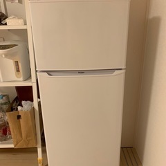 ハイアール　冷蔵庫 ホワイト2ドア 右開き 130L　）