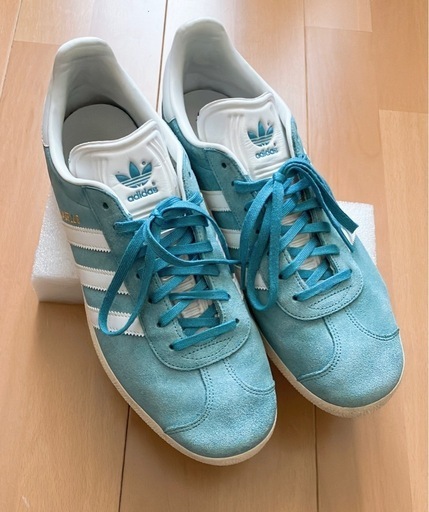adidas gazelleアディダス　ガゼル　美品　スニーカー　水色　ブルー