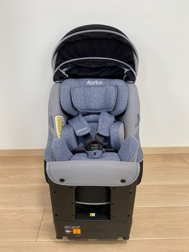 Aprica（アップリカ）チャイルドシート『クルリラ AC』 ネイビー