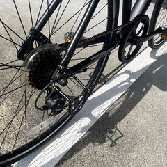 【完売御礼】【大人用】整備済 アルミフレームクロスバイク風  塩野ZEST 700c外装6段ギア 中古自転車 黒色 <自転車のオオムラ 静岡店>