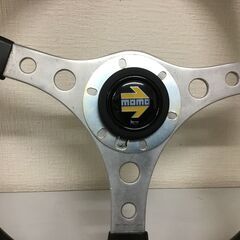 🐱ステアリング「MOMO」MOMOホーンボタンは新品です「No2」