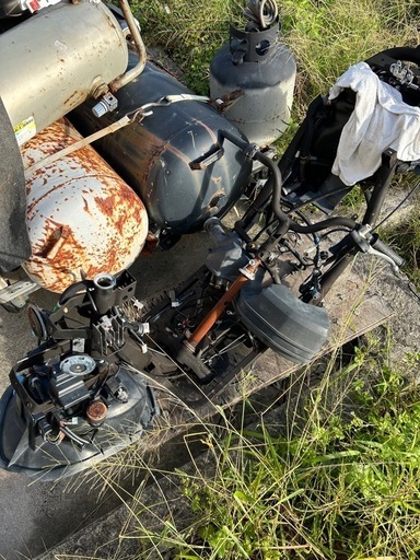 バラ売りＶ１２５Ｓ　ハーネス　フレーム他…