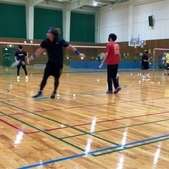 ⚠️4人急募⚠️明日19−21時【浅野川体育館】🏸