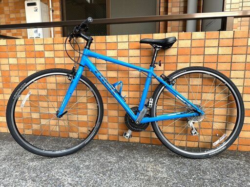 ♪TREK FX7.2 700c 3×8段変速 クロスバイク♪